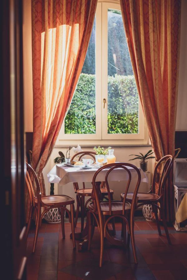 Albergo Ristorante Pasqui Rocca San Casciano Екстер'єр фото