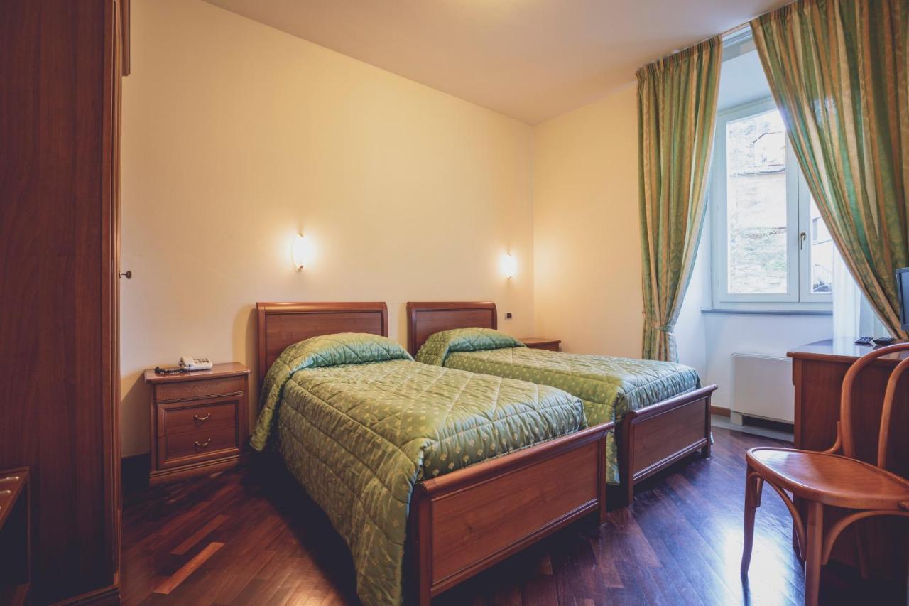 Albergo Ristorante Pasqui Rocca San Casciano Екстер'єр фото