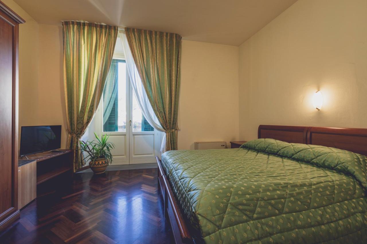 Albergo Ristorante Pasqui Rocca San Casciano Екстер'єр фото